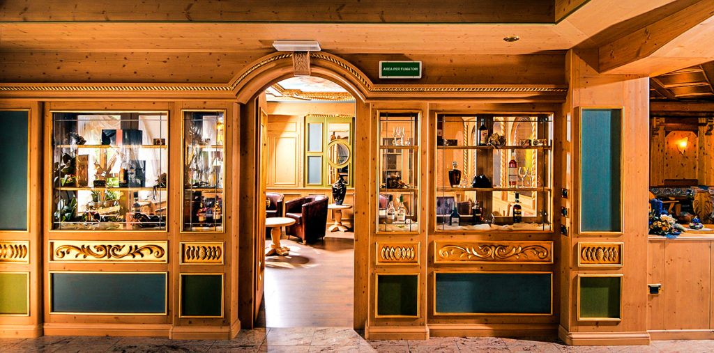 Hotel "Tevini" - Commezzadura (TN)